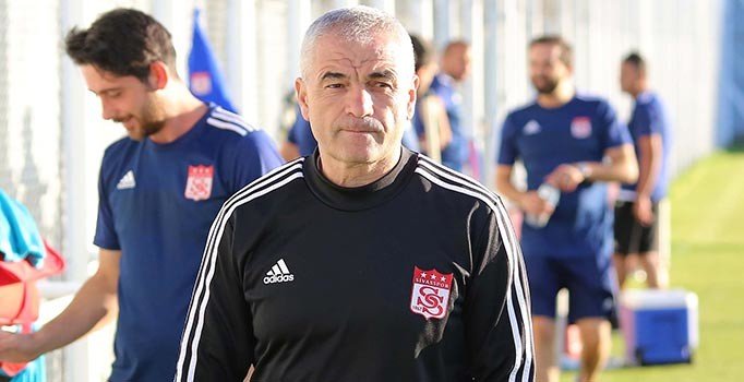 Rıza Çalımbay: Final niteliğinde maçlarımız var