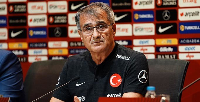 Şenol Güneş: Ekonomimizi ve askeri anlamda kendimizi korumaya çalışıyoruz