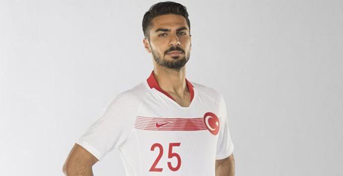 Mehmet Zeki Çelik: Maçı kazanmamız gerek