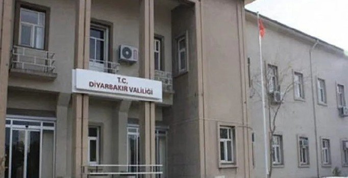 Diyarbakır Valiliği'nden 'ilçe belediyelere kayyum atanacak' iddiasına yalanlama