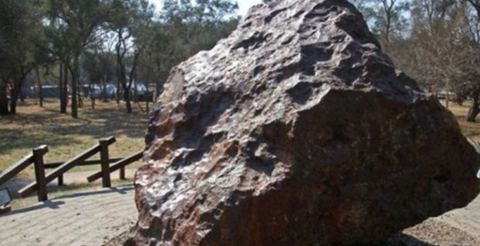 Meteor çalan 4 kişi yakalandı