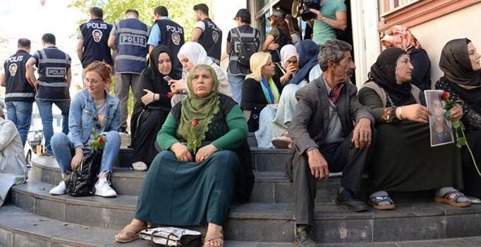 HDP Diyarbakır il ve ilçe örgütlerine soruşturma