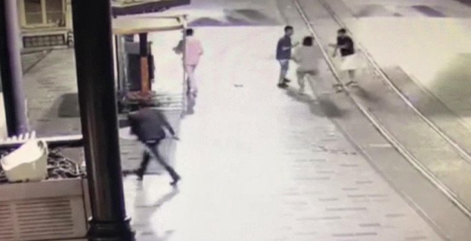 İstiklal Caddesi'nde öldürülen İTÜ'lü gençle ilgili yeni olay görüntüleri