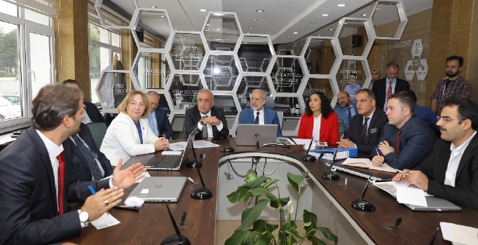 Harran Üniversitesinden Atatürk Üniversitesi’nin çalışmalarına yakın İlgi