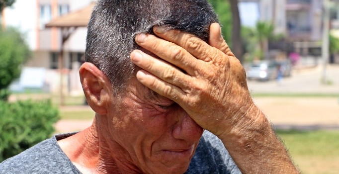 Oğlunun uçurumda bulunan cesedini 2 ay sonra teslim aldı