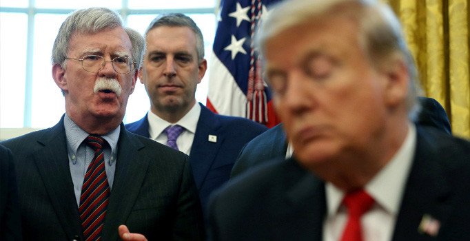Bolton Trump'la yaşadığı sert tartışma nedeniyle görevden alındı