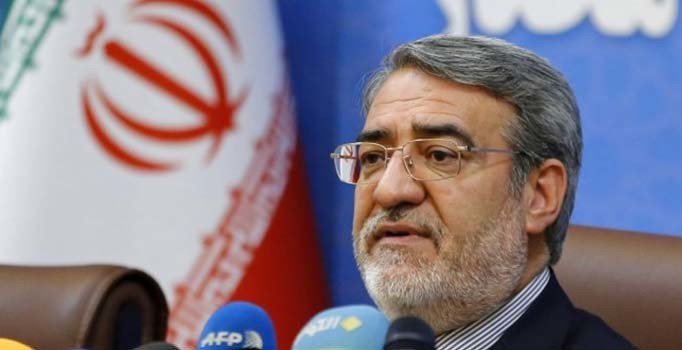 İran'dan Bolton'ın ayrılığına ilk yorum: Bolton gitti biz hala ayaktayız