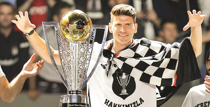 Beşiktaş'a müjde: Gomez konusu çözüme kavuşuyor