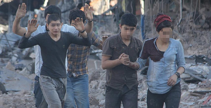 Mardin'in Nusaybin ilçesinde teslim olan 24 terörist tutuklandı