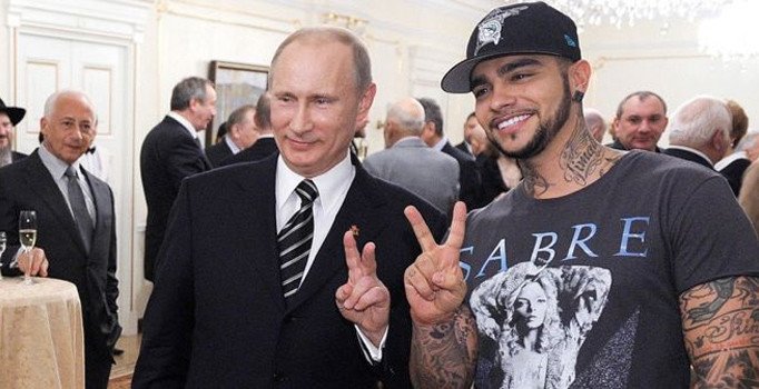 "Putin'i öven" rap şarkısı YouTube'da beğenilmeme rekoru kırdı