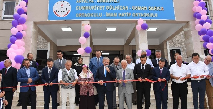 Vali Karaloğlu: " İyi yetişmiş insan bir ülkenin en büyük gücüdür"