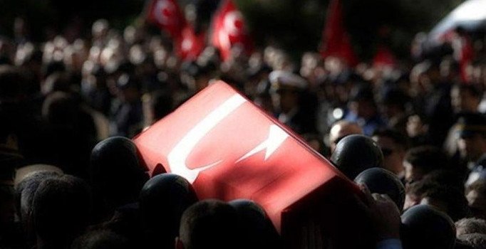 Hastanede tedavi gören bir asker şehit oldu