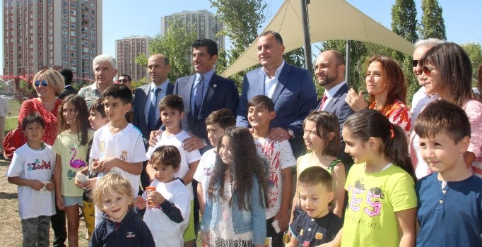 "Çocuğum, Haklıyım" oyuncağı Zafer Park’ta