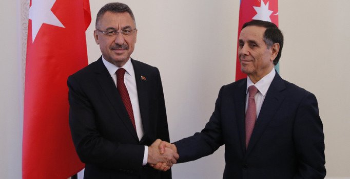 Türkiye ile Azerbaycan arasında "kolaylaştırılmış gümrük hattı" kurulacak