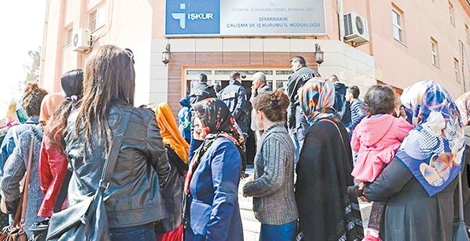 İşsizliği TÜİK'le yendik