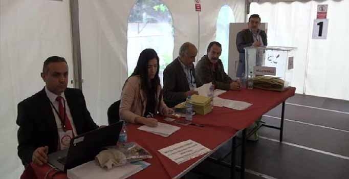 Oy verme işlemi yurt dışında sona erdi, gümrüklerde sürüyor