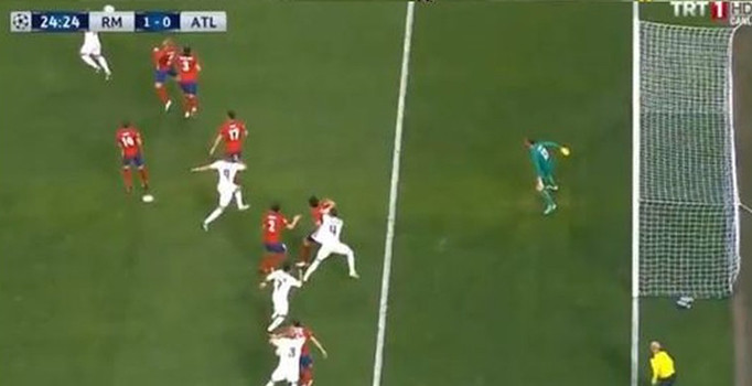 Devler Ligi finaline ofsayt tartışması damga vurdu