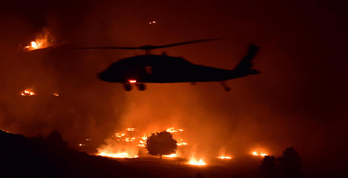 Efes 2016 Tatbikatı'nın gece kısmında roketler kullanıldı, hedefler yok edildi