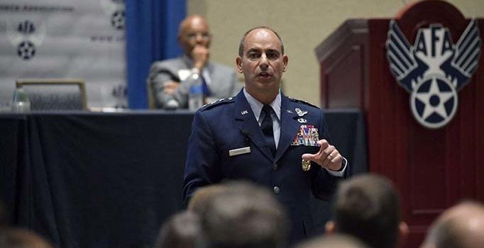 ABD'li general: Rusya'yı gerekirse havadan, karadan ve uzaydan bile vururuz