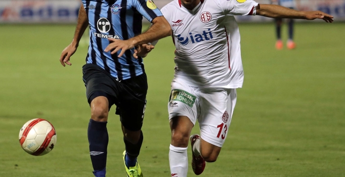 Mağlup Antalyaspor Play-Off'ta finale yükseldi