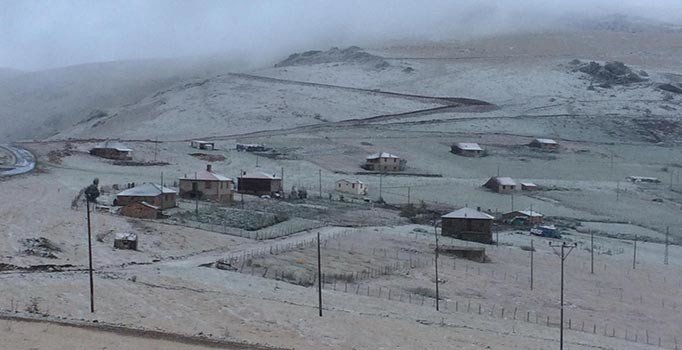 Ordu'ya kar düştü