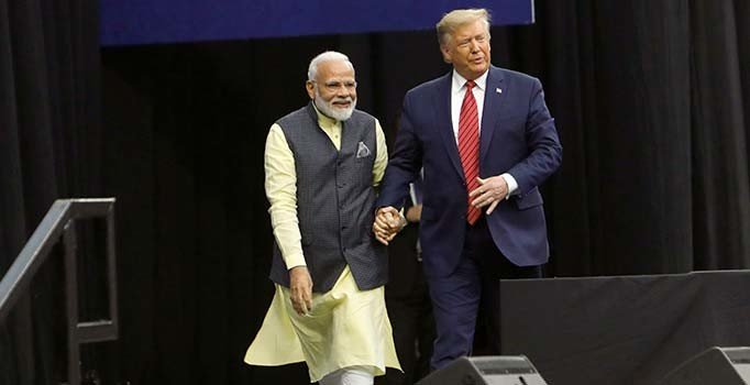 Keşmir krizinin fitilini ateşleyen Modi'den Trump'a: Beyaz Saray, Hindistan'ın gerçek dostu