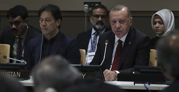 Erdoğan'dan 'İslam'la terör aynı' söylemine sert tepki: Çok büyük bir iftiradır, ahlaksızlıktır