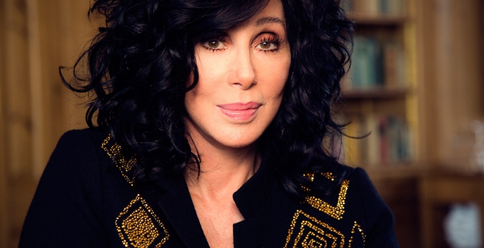 Marc Jacobs’un 
yeni yüzü Cher oldu