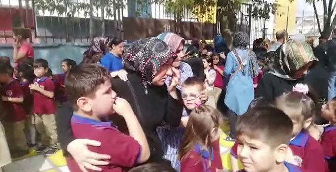İstanbul'daki şiddetli deprem sonrası Kocaeli'de okullar tatil edildi