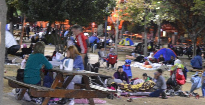 Depremin ertesi günü İstanbullular güne böyle uyandı