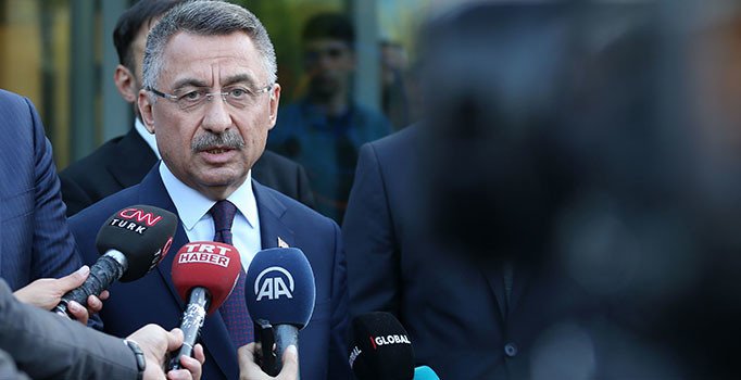 Cumurbaşkanı Yardımıcısı Oktay: GSM operatörleri ortak hat kuracak