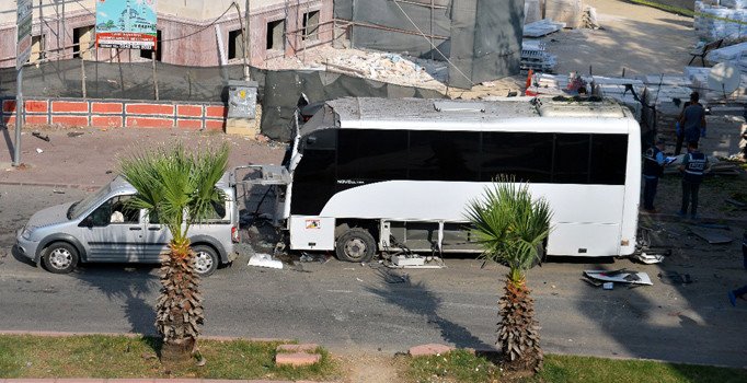 Adana'daki bombalı saldırıyı düzenleyen teröristlerin kimlikleri saptandı