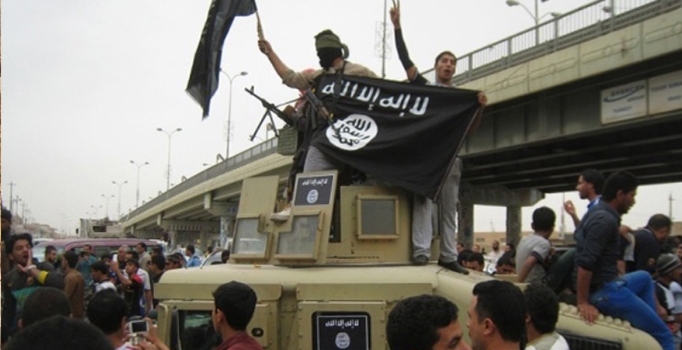 Irak'ta askeri araçla intihar saldırısı: 42 ölü