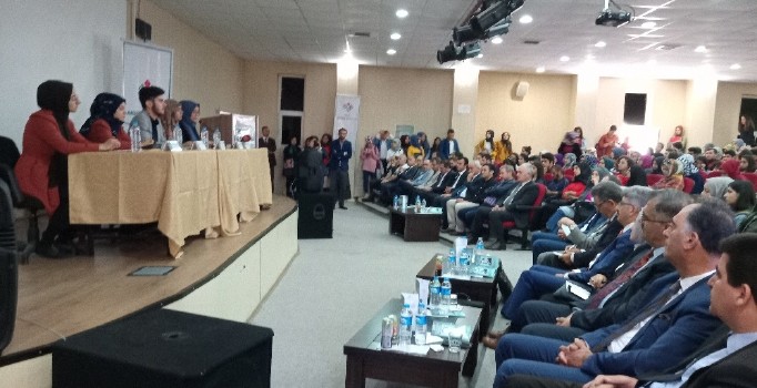 Anadolu Mektebi, Van’da Necip Fazıl’ı Van’da andı