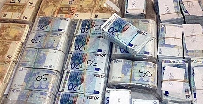 Kayıp valizde 400 bin avro bulundu