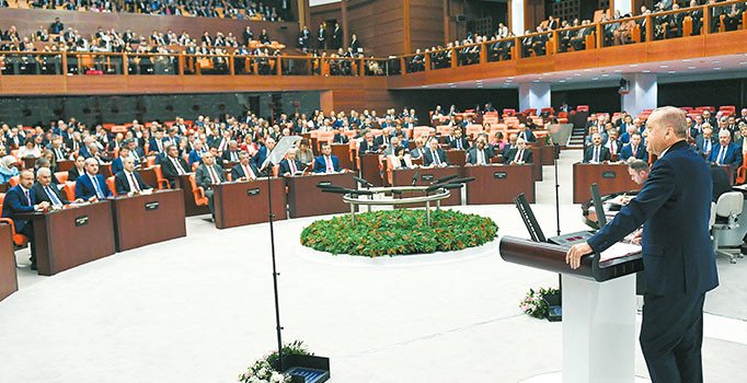 Yüzde 40+1 Meclis'in işi