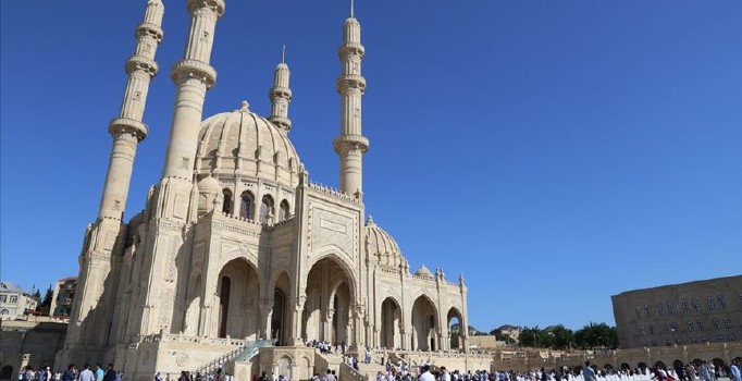 'Azerbaycan'da, hoparlörden ezan yasaklandı' haberlerine yalanlama