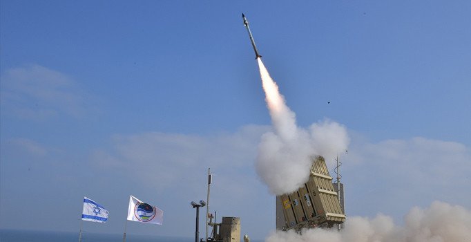 İsrail yeni bir hava savunma sistemi geliştirmeye hazırlanıyor