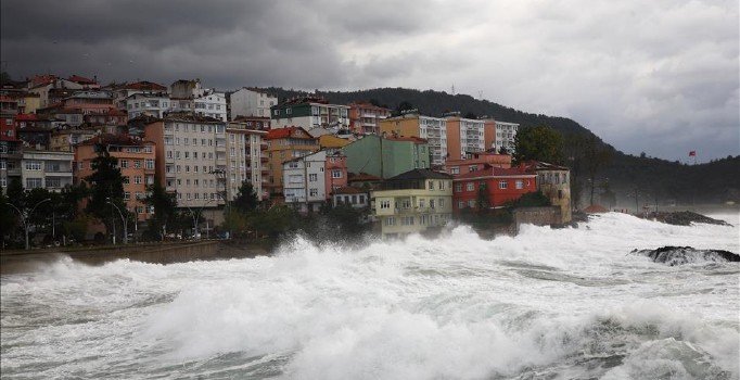 Orta Karadeniz için fırtına uyarısı