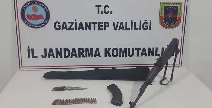 Magandanın aracından kalaşnikof da çıktı