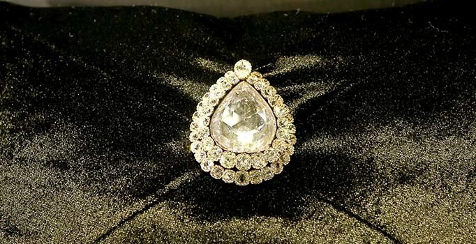 Topkapı Sarayı, 'Kaşıkçı Elması' için basına kapılarını açtı