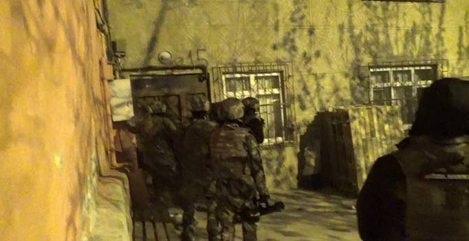 İstanbul'da PKK'ya operasyon: 22 gözaltı