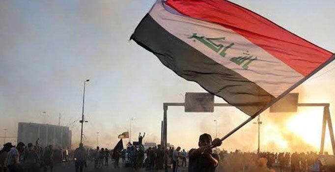 Irak'ta göstericilerden sivil itaatsizlik eylemi