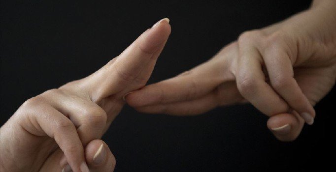 MEB'den anlamlı ilk... Türk İşaret Dili Eğitim Portalı açıldı