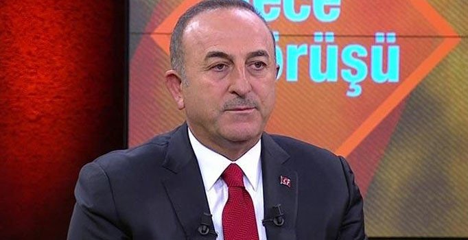 Bakan Çavuşoğlu: YPG, DEAŞ'lıları elinde silah olarak tutuyor