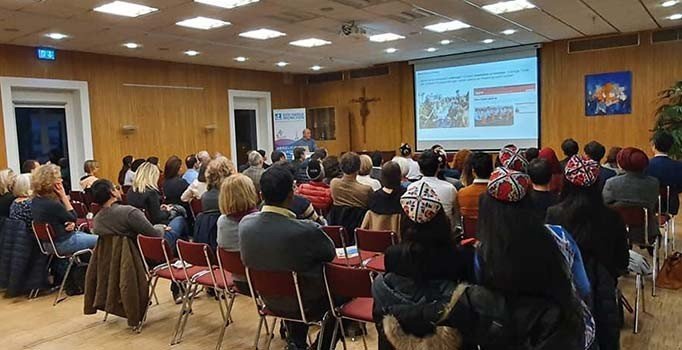 Çin'in Uygur Türklerine uyguladığı zulüm bitmiyor