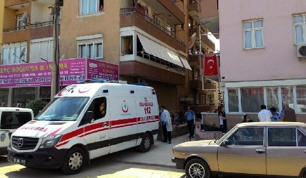 Evinde ölü bulundu
