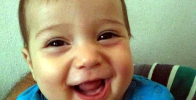 Annesinin kucağında şehit düştü