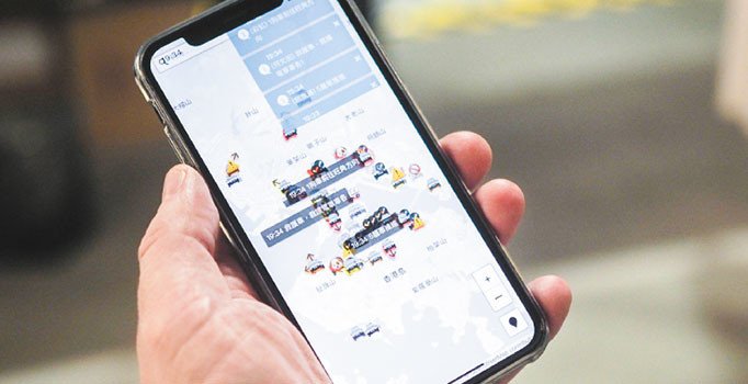 Pekin bastırdı Apple protesto uygulamasını çöpe attı