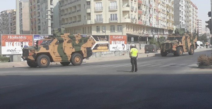 Suriye sınırına askeri sevkiyat